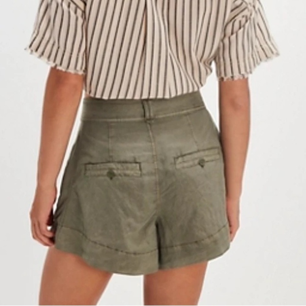 Free People High Waist Pleated Shorts in Khaki - Picture 4 of 10